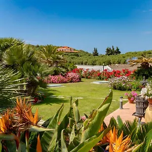 https://chez-lui.hotelitalianriviera.com